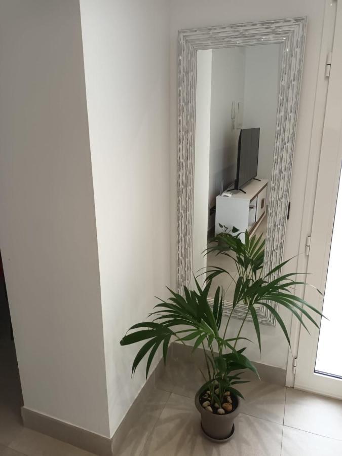 La Gaviota Appartement Arrecife  Buitenkant foto
